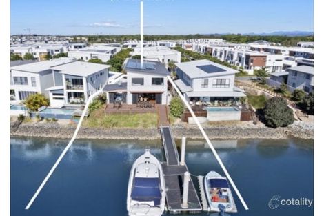 4 Northwater Dr, Hope Island, QLD 4212