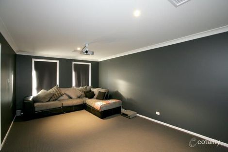 Property photo of 40 Balala Crescent Bourkelands NSW 2650