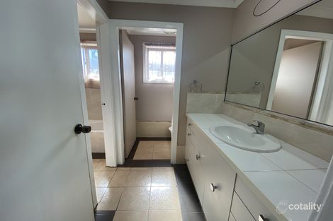 Property photo of 27 Chifley Drive Dubbo NSW 2830
