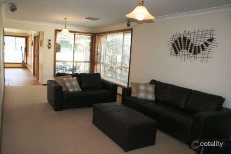Property photo of 4 Tweed Court Wattle Grove NSW 2173