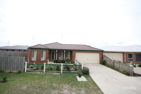 11 Barry Ct, Grovedale, VIC 3216