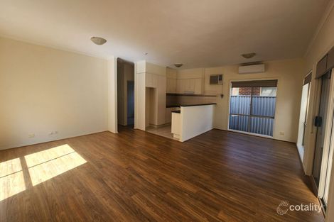 Property photo of 11 Otway Green Caroline Springs VIC 3023