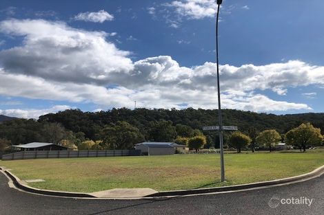 17 Pierce St, Khancoban, NSW 2642