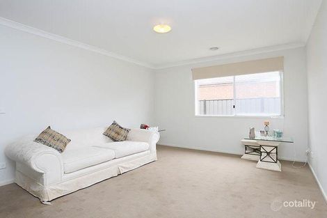 Property photo of 32 Tonbridge Circle Derrimut VIC 3026