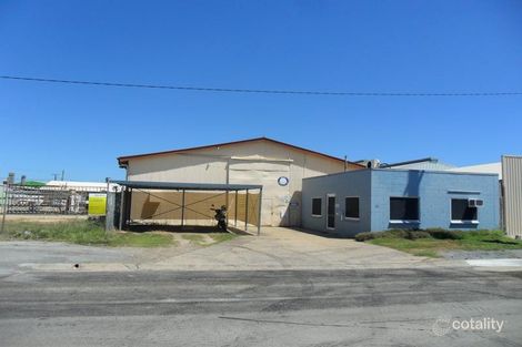 61 Park St, Park Avenue, QLD 4701