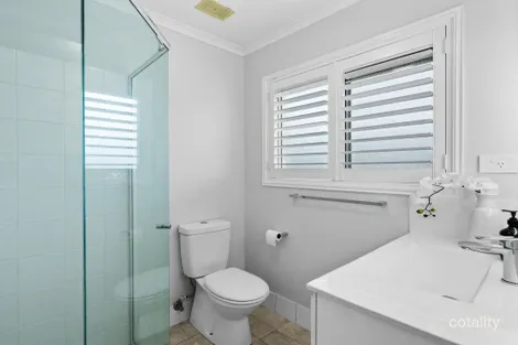 Property photo of 52 Berkley Place Carindale QLD 4152