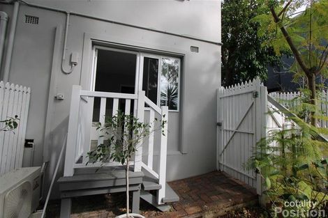 Property photo of 4/166 Given Terrace Paddington QLD 4064