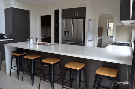 Property photo of 4 Ivy Leaf Road Pakenham VIC 3810
