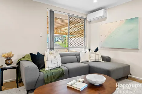 Property photo of 35B Danbury Crescent Girrawheen WA 6064