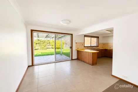 Property photo of 6 Sarah Place Armidale NSW 2350