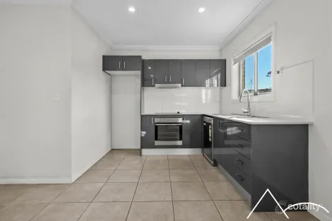 Property photo of 5 Lofty Place Ruse NSW 2560