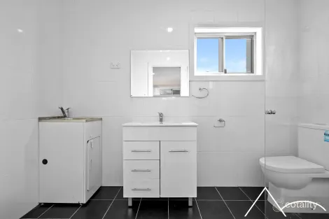 Property photo of 5 Lofty Place Ruse NSW 2560