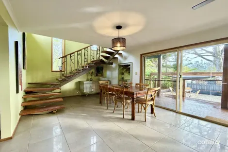 Property photo of 31 Gannet Crescent Old Bar NSW 2430