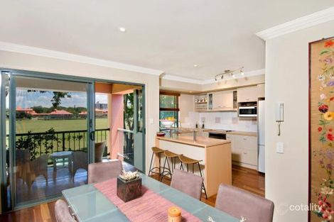 Property photo of 20/20 Fairway Drive Clear Island Waters QLD 4226