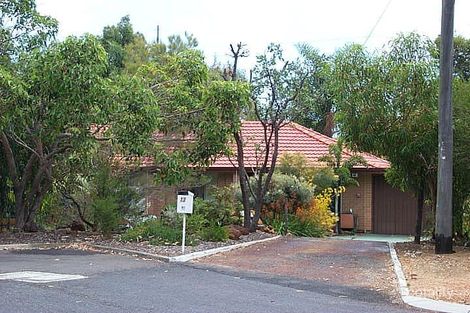 13 Drake Way, Morley, WA 6062