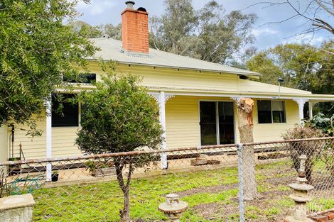 681 Whytes Rd, Baranduda, VIC 3691