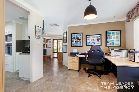 Property photo of 3 Castilloa Court Halls Head WA 6210