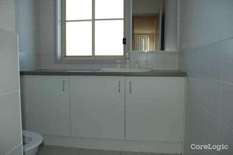 Property photo of 7 Streeton Way Berwick VIC 3806