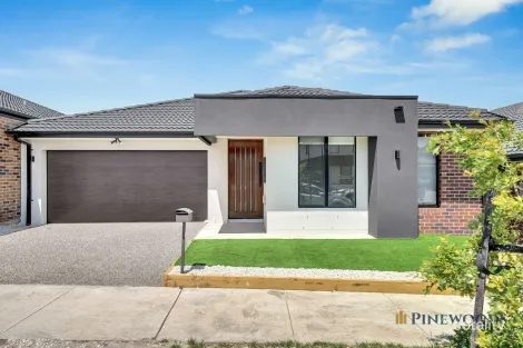 8 Crozier Rd, Beveridge, VIC 3753
