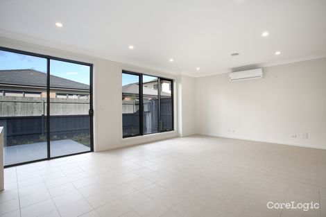 Property photo of 8 Goshawk Street Narre Warren VIC 3805