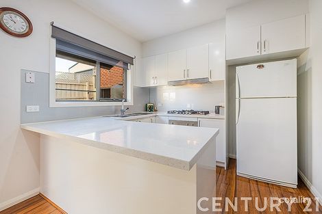 Property photo of 2/42 Seebeck Road Rowville VIC 3178