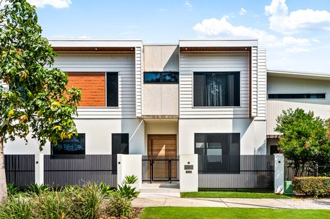 Property photo of 112 Sunshine Cove Way Maroochydore QLD 4558
