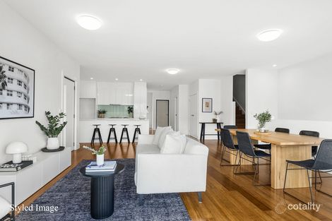 Property photo of 32 Elimatta Place Kiama NSW 2533