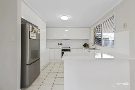 Property photo of 100 Broomdykes Drive Beaconsfield QLD 4740