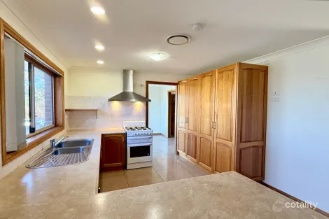 Property photo of 12 Alkoomi Place Cooma NSW 2630