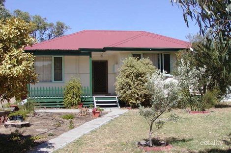 8 Critch Pl, Wonthella, WA 6530