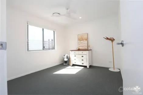 Property photo of 15 Alter Street Wynnum West QLD 4178