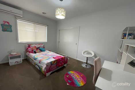 Property photo of 31 Serenity Way Craigieburn VIC 3064