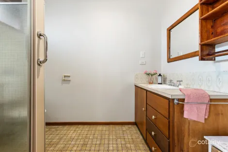 Property photo of 4/1108 Howitt Street Wendouree VIC 3355
