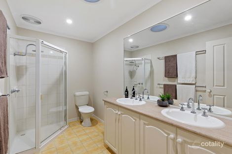 Property photo of 8 Willunga Way Bundoora VIC 3083