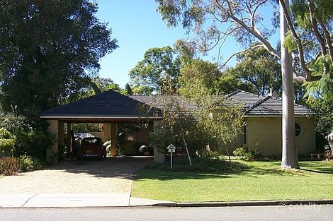 8 Fourth Ave, Applecross, WA 6153