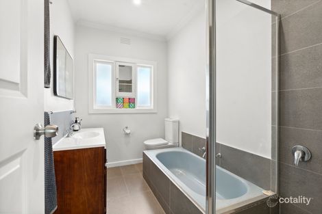 Property photo of 24 Deakin Street Bell Park VIC 3215