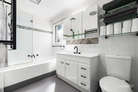 Property photo of 20 Tudor Court Edithvale VIC 3196