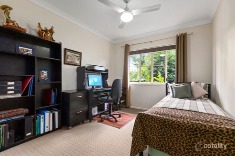 Property photo of 21 Eclipse Court Lagoon Pocket QLD 4570