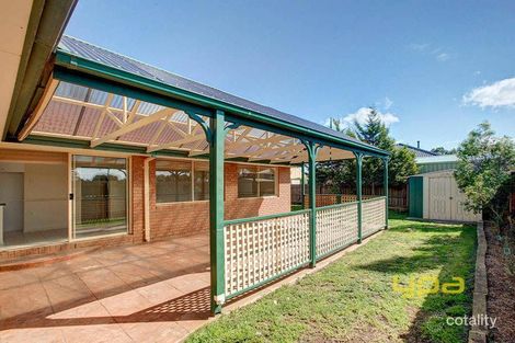 Property photo of 4 Hayfield Court Sydenham VIC 3037