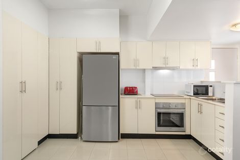 Property photo of 7/32 Chiswick Road Greenacre NSW 2190