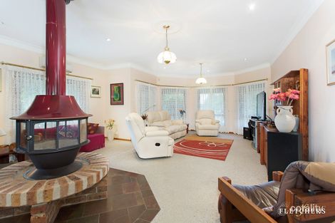 Property photo of 44 William James Drive Mount Kembla NSW 2526