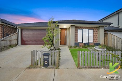 Property photo of 5 Honeydew Way Rockbank VIC 3335