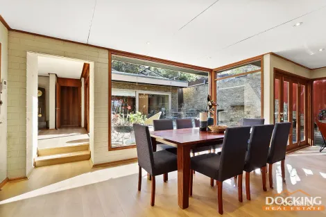 16 VIEW RD, VERMONT, VIC 3133