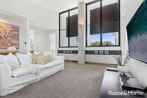 Property photo of 10 Harrison Street Point Frederick NSW 2250