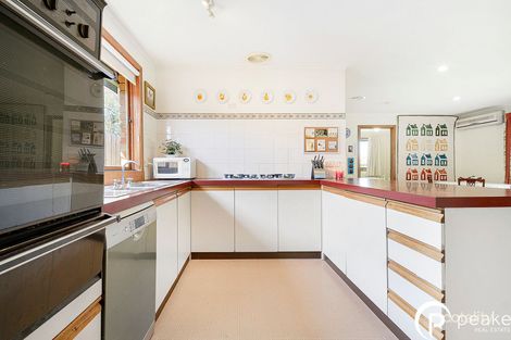 Property photo of 1 Marida Court Berwick VIC 3806