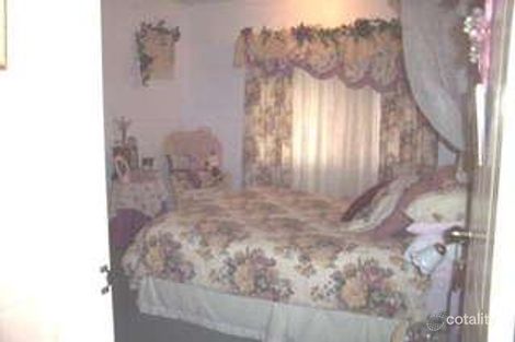 Property photo of 19 Beagle Close Bentley Park QLD 4869