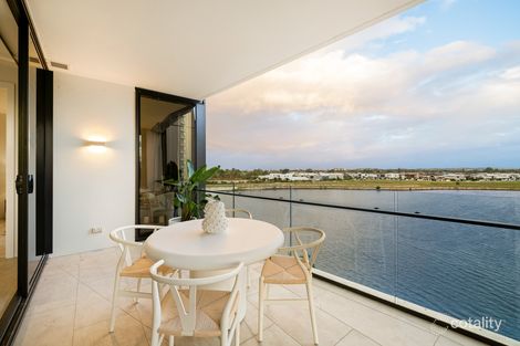 Property photo of 2402/2 The Lanes Boulevard Mermaid Waters QLD 4218