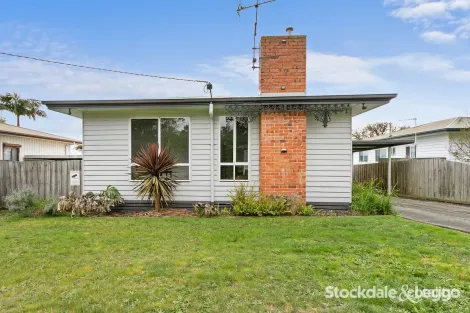 Property photo of 90 Service Road North Moe VIC 3825