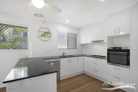 Property photo of 7 Mavor Street Clontarf QLD 4019