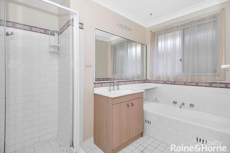 Property photo of 11 Toomung Circuit Claremont Meadows NSW 2747